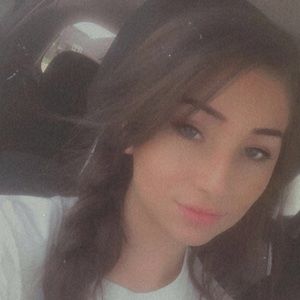 Meet your Posher, Zana